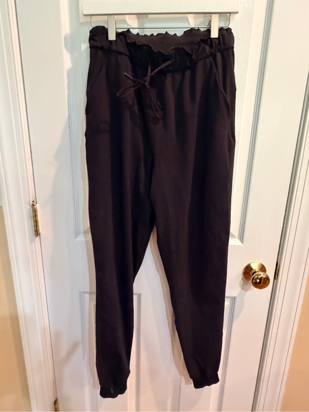 Lululemon Wonen’s Black Drawstring Dance Jogger Pants Size 6
